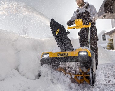 Dewalt FlexVolt Cordless Snow Blower DCSNP2142 Clearing a Path