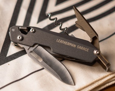 Leatherman Garage Europe75 Multi-Tool Pocket Knife Hero